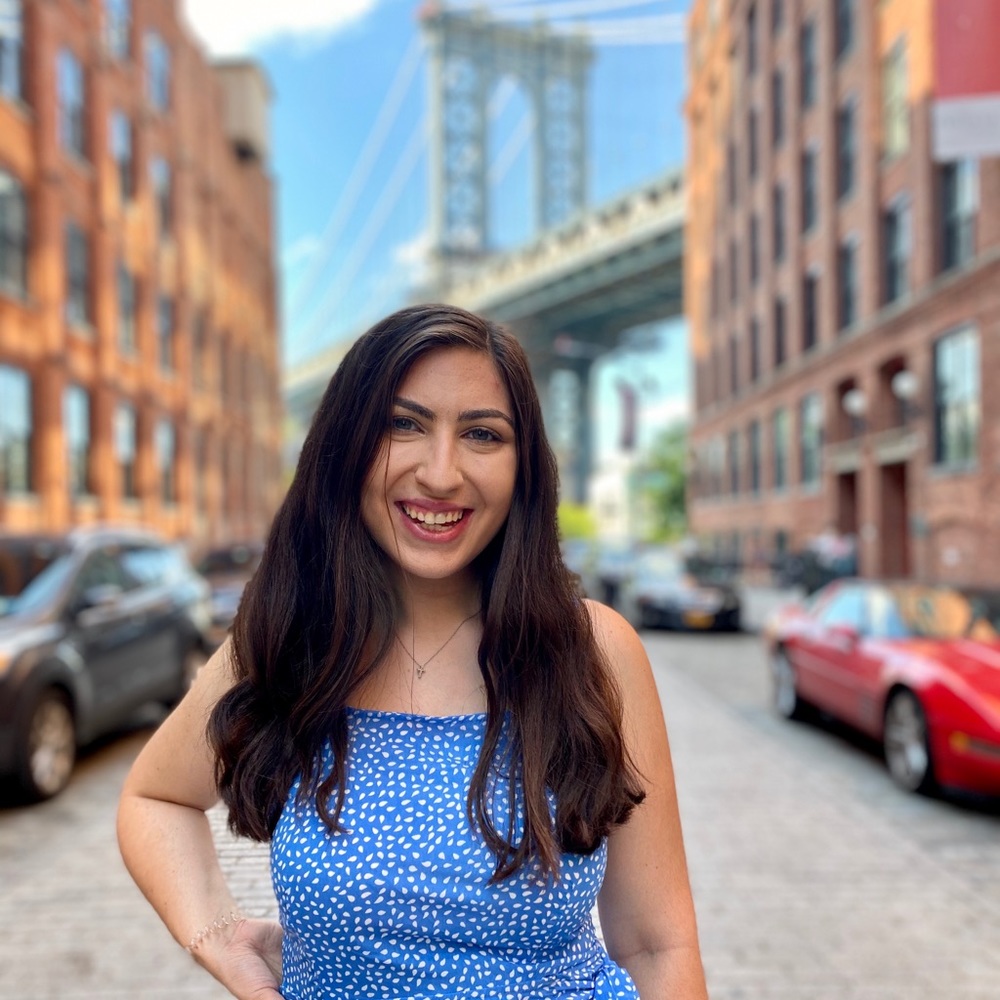 Meet your Posher, Caitlyn